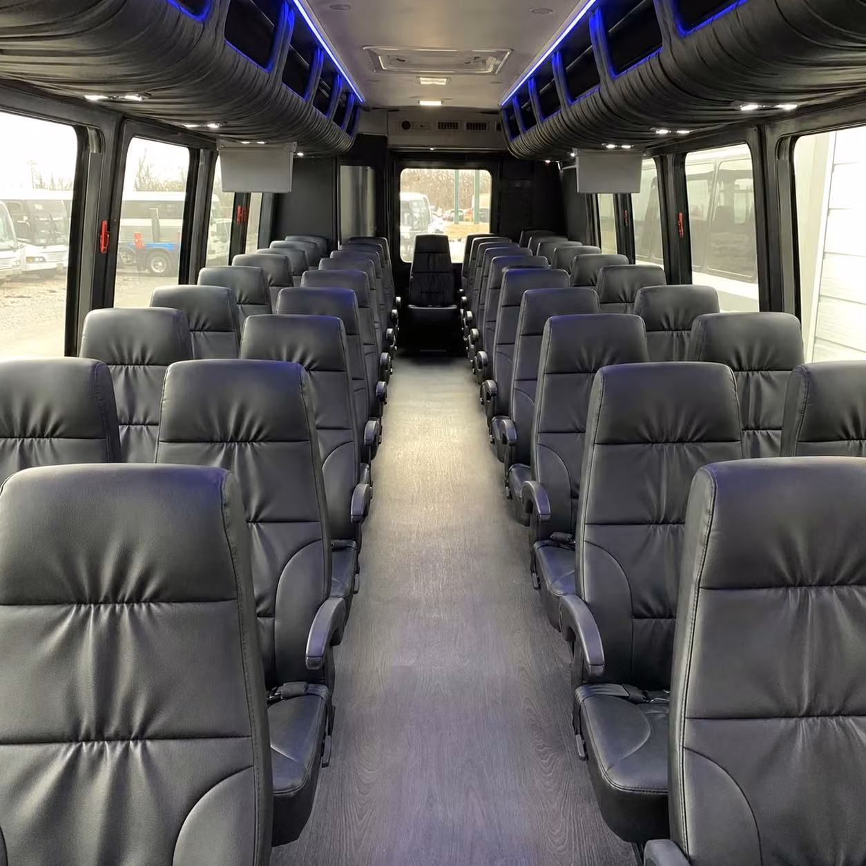 albuquerque 30 passenger minibus rental