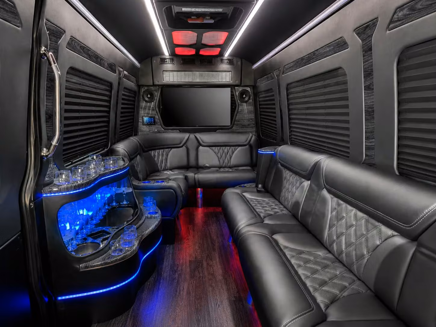 construction site and industrial workforce shuttles in albuquerque