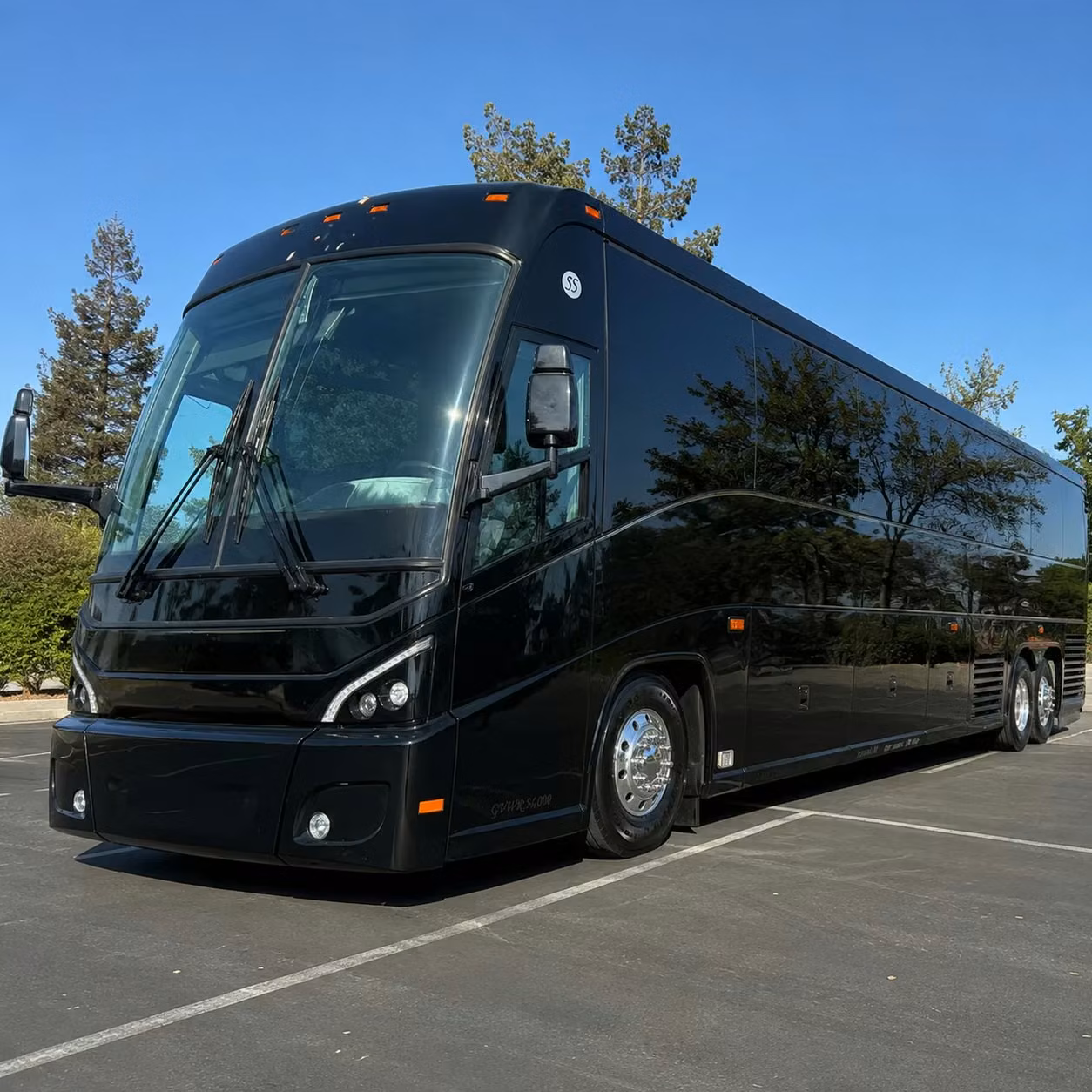 long distance charter bus rentals for albuquerque university groups and academic travel